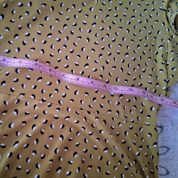 Ann Taylor Golden Mustard Yellow Flutter Sleeve Midi Dress Size SP Petite - Picture 7 of 8